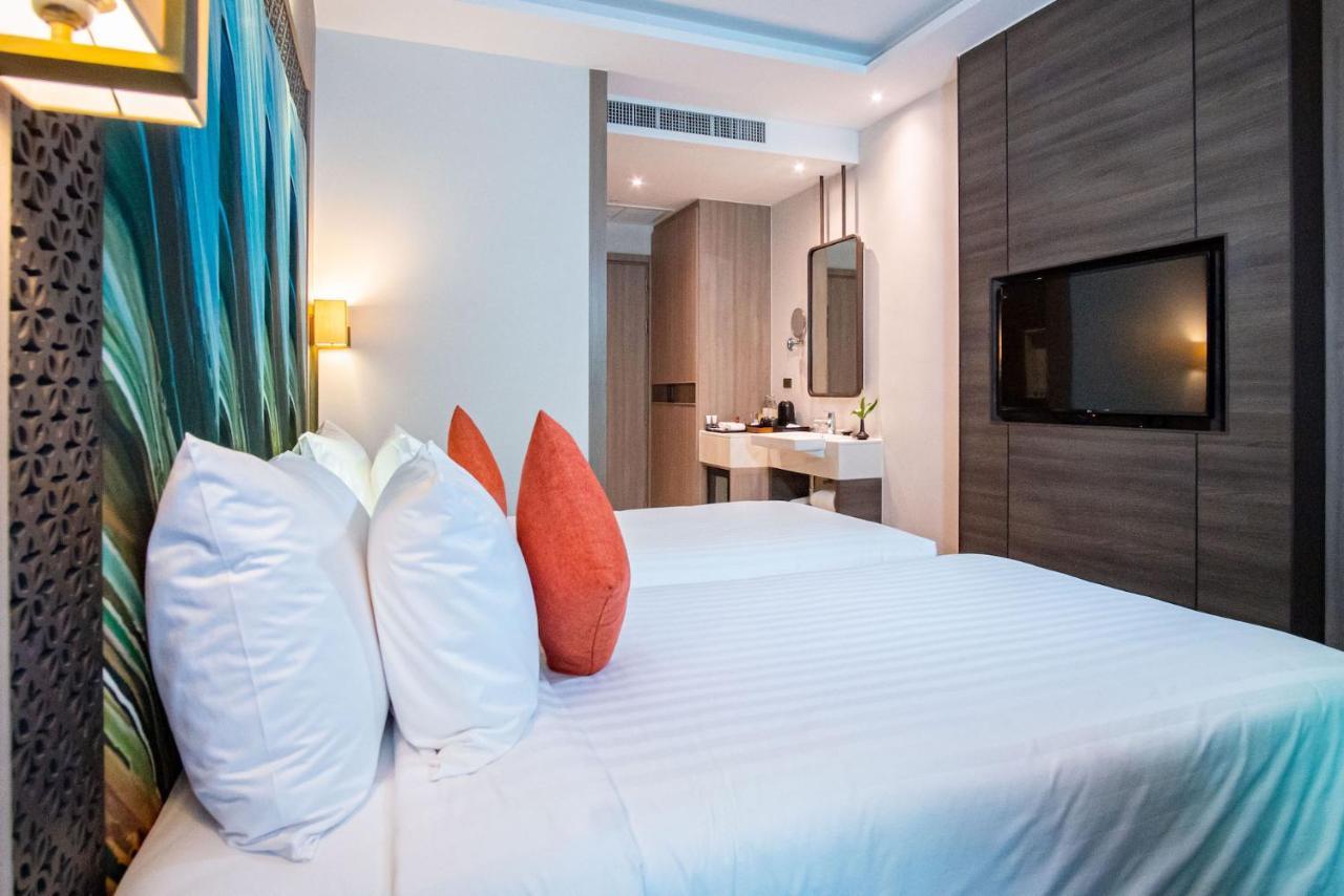 Skyview Resort Phuket Patong Beach Екстер'єр фото Deluxe Room