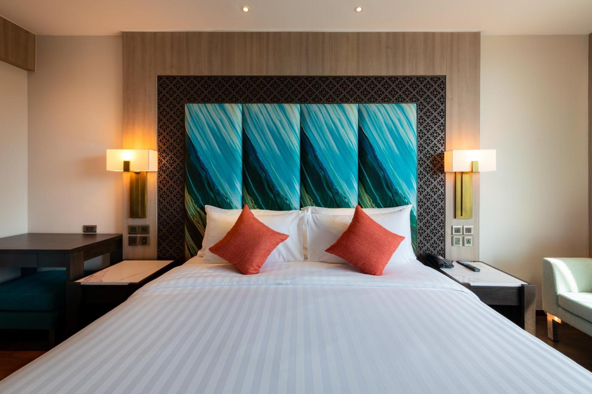 Skyview Resort Phuket Patong Beach Екстер'єр фото Deluxe Room